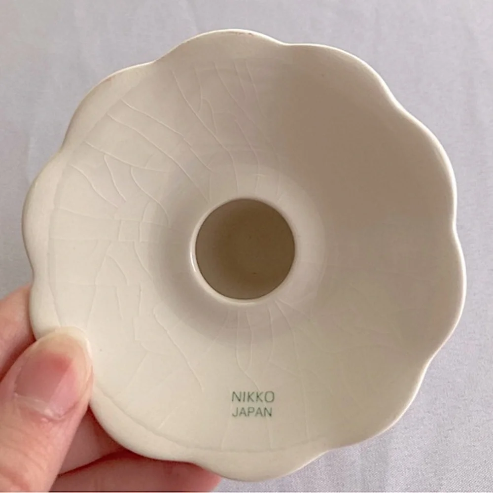 ⭐️ Vintage Nikko Ceramics white Christmas candle holders with Holly border - Picture 15 of 15